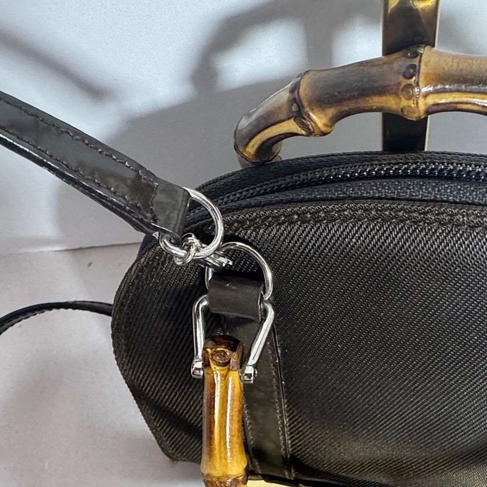 AUTHENTIC Gucci Bamboo mini Crossbody Bag with Bamboo Handle - Picture 3 of 9